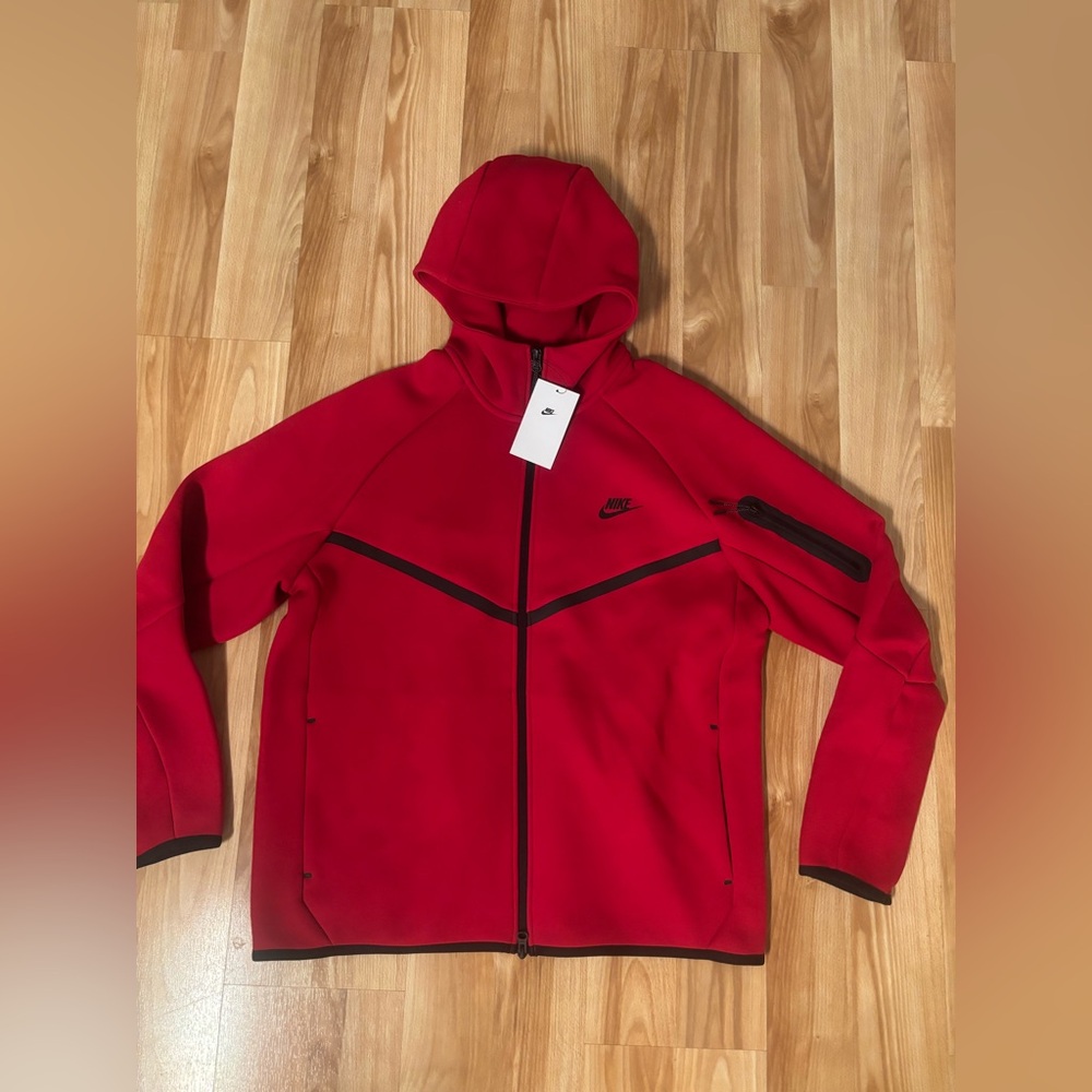 Brand new men’s red Nike tech zip up
